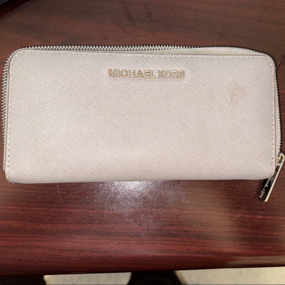 Michael Kors Beige Zip-Around Wallet